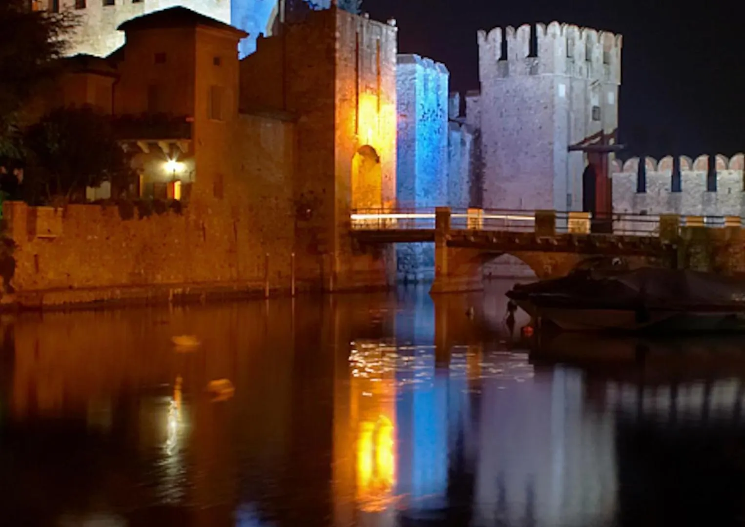 The Captain Apartment سيرمِيوني